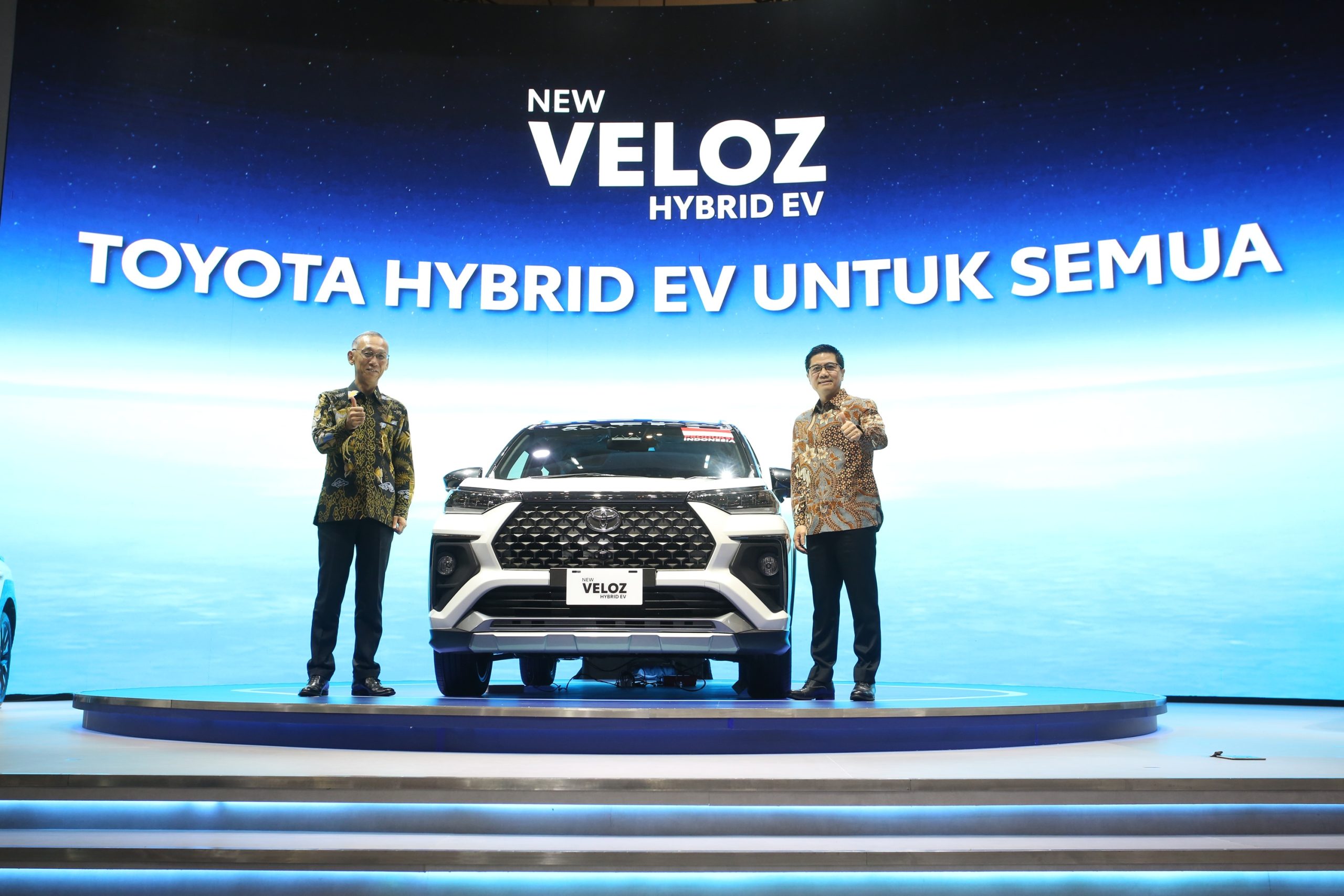 New Veloz Hybrid Meluncur di GJAW 2025